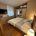 Lusy شقة Tribalj