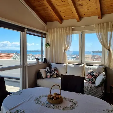 Lusy Apartman